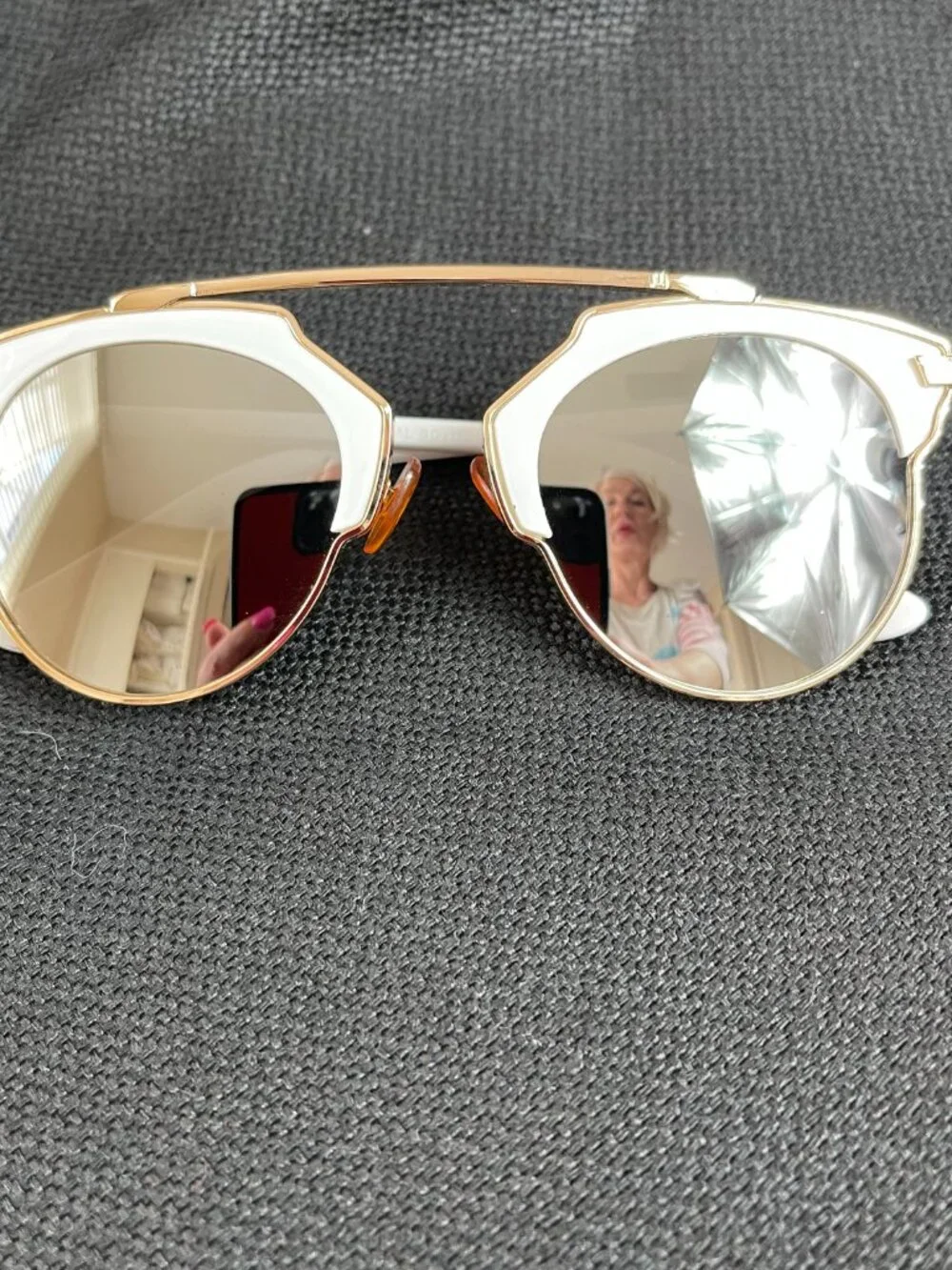 New Beautiful So Real Sunglasses White Gold